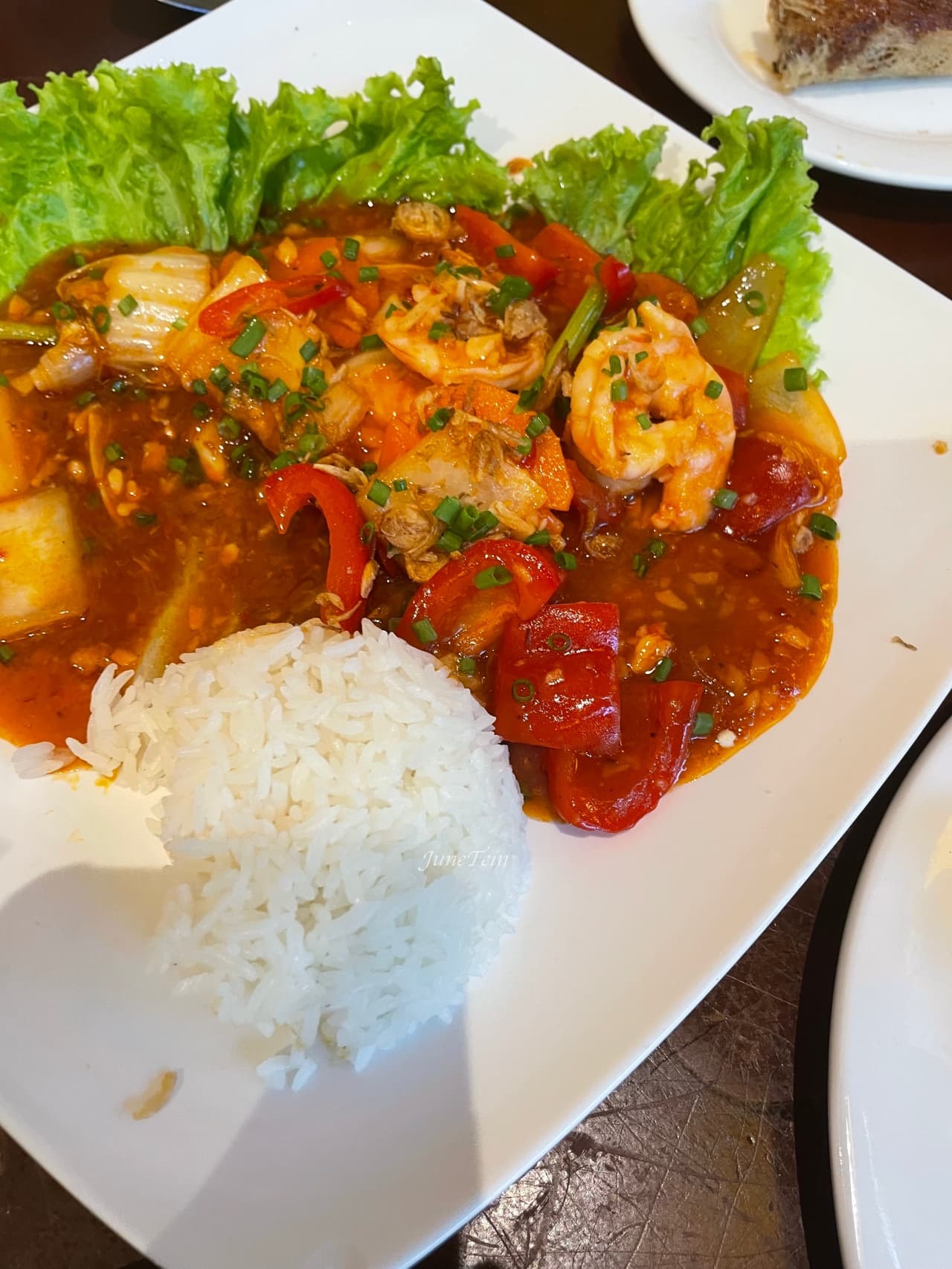 호이안 hy 식당 이름 까먹음  {caption: 호이안 hy 식당 이름: 까먹음}