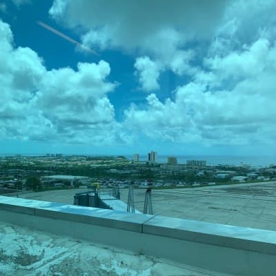 guam_hotels_from_airport {caption: 공항에서 보이는 PIC}