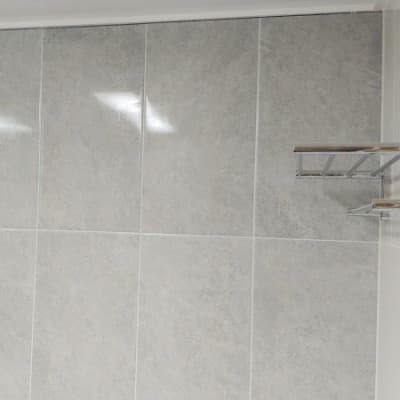 tile_grouting {caption: 메지 넣은 후}